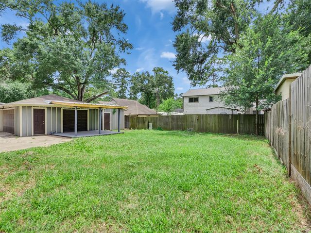 612 Orangewood Drive, Conroe, TX 77302