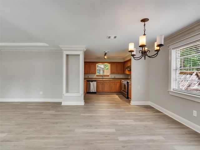 612 Orangewood Drive, Conroe, TX 77302