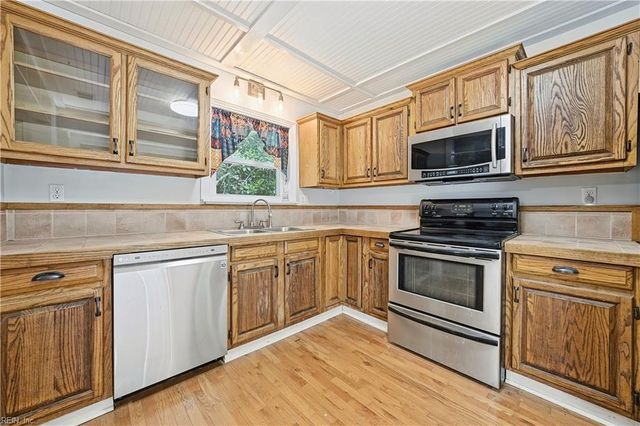 2405 Johnstown RD, Chesapeake, VA 23322
