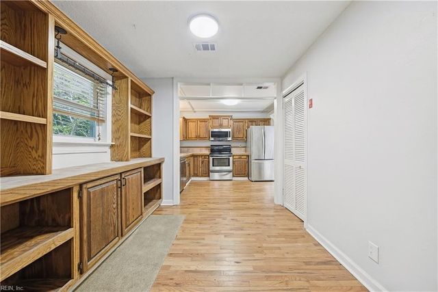 2405 Johnstown RD, Chesapeake, VA 23322