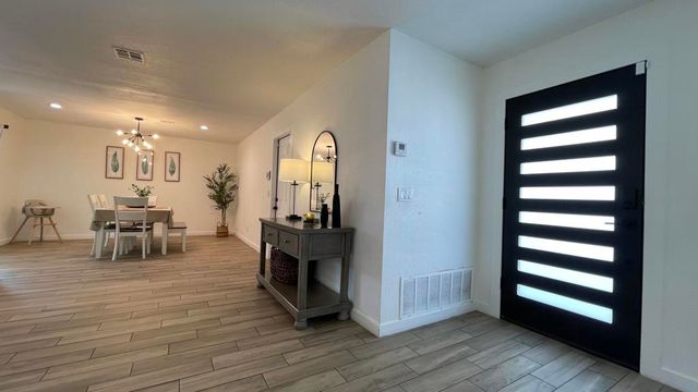 54200 Avenida Juarez, La Quinta, CA 92253