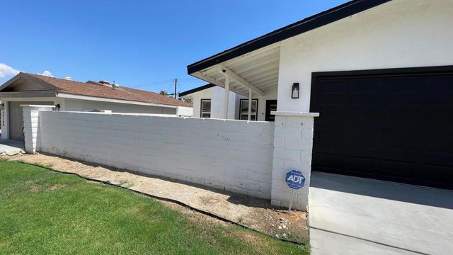 54200 Avenida Juarez, La Quinta, CA 92253