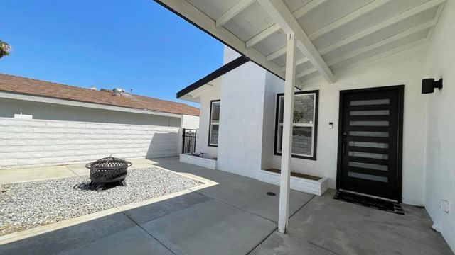 54200 Avenida Juarez, La Quinta, CA 92253