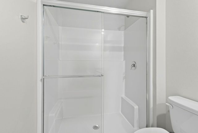 718 E 4th St, Deer Park, WA 99006