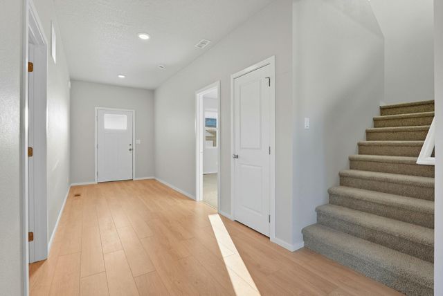 718 E 4th St, Deer Park, WA 99006