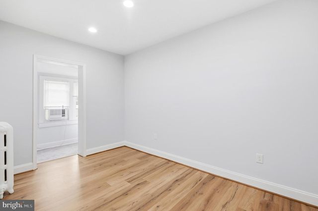 237 15TH ST SE, Washington, DC 20003