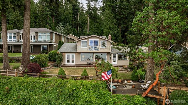 16028 94th Avenue NW, Stanwood, WA 98292