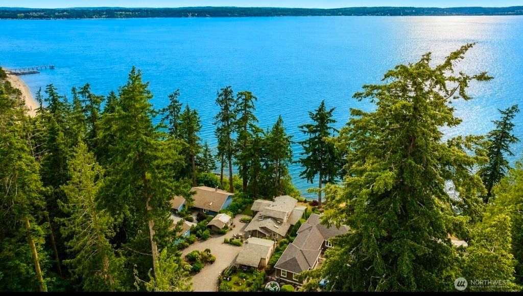 16028 94th Avenue NW, Stanwood, WA 98292
