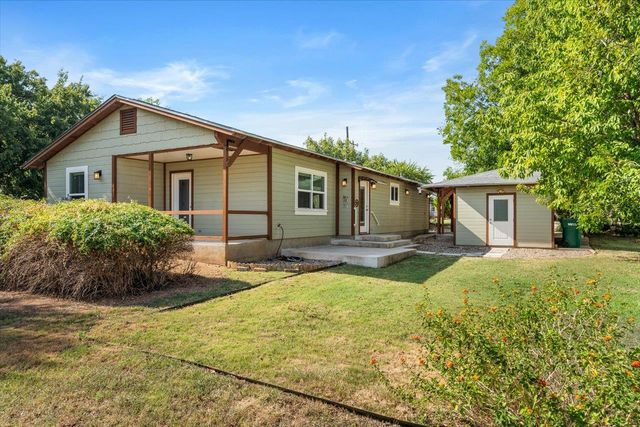 1405 Johnson ST, Marble Falls, TX 78654