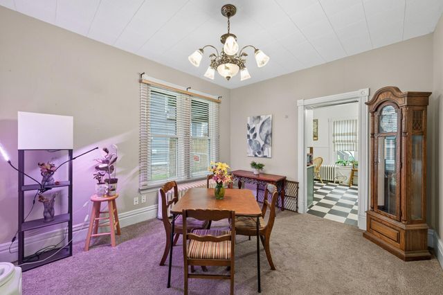 233 4th Avenue N, South Saint Paul, MN 55075