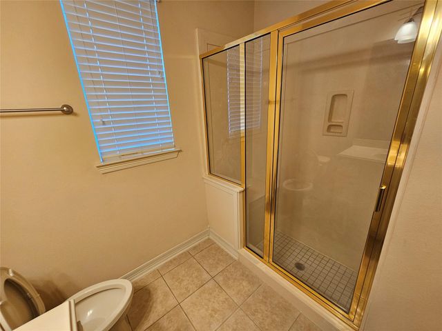 3218 Waters Edge Drive, Manvel, TX 77578