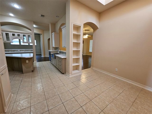 3218 Waters Edge Drive, Manvel, TX 77578