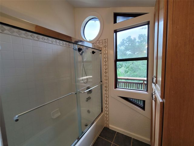 281 Earl Callahan RD A, Cedar Creek, TX 78612