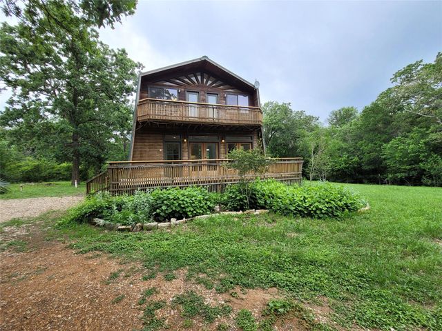 281 Earl Callahan RD A, Cedar Creek, TX 78612