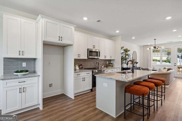 205 Mission Way, Atlanta, GA 30315