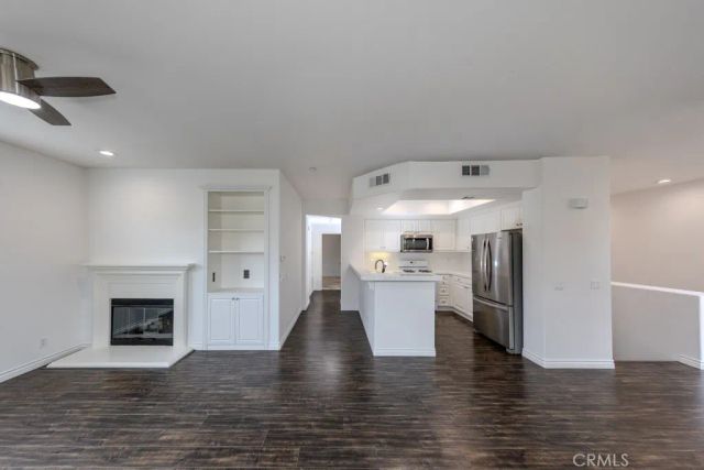 87 Reunion, Irvine, CA 92603