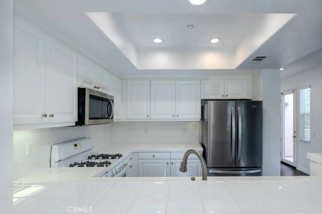 87 Reunion, Irvine, CA 92603