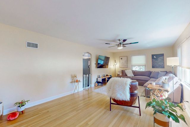 1324 Hamilton Avenue, Elmhurst, IL 60126