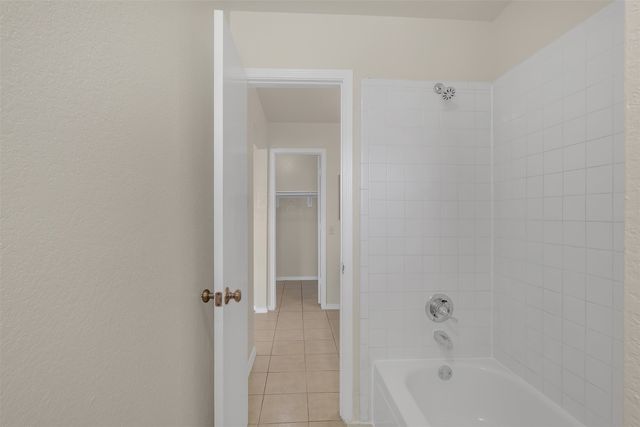 7409 Meadow Creek Drive, Fort Worth, TX 76133