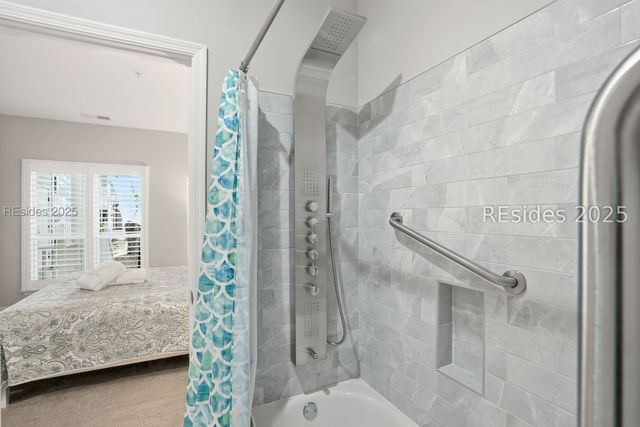 19 Wimbledon Ct Unit 203, Hilton Head Island, SC 29928