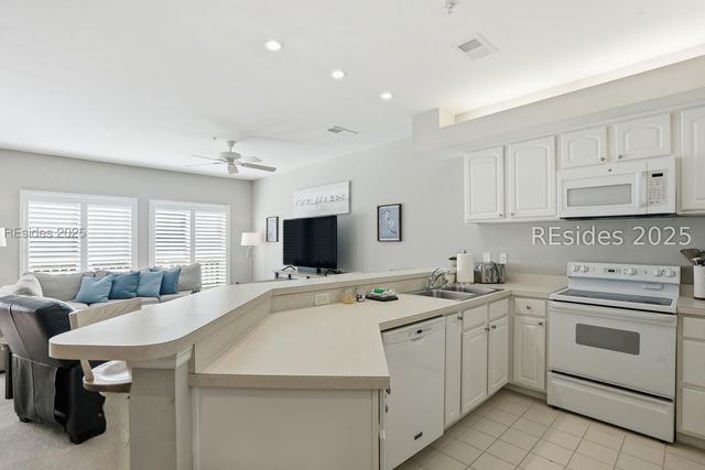 19 Wimbledon Ct Unit 203, Hilton Head Island, SC 29928