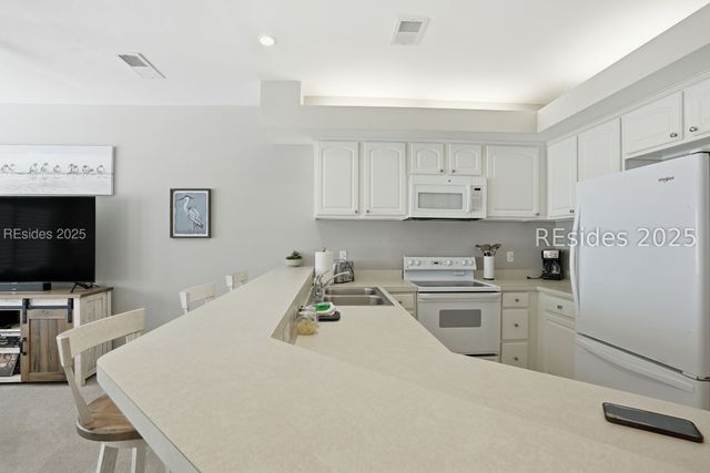 19 Wimbledon Ct Unit 203, Hilton Head Island, SC 29928