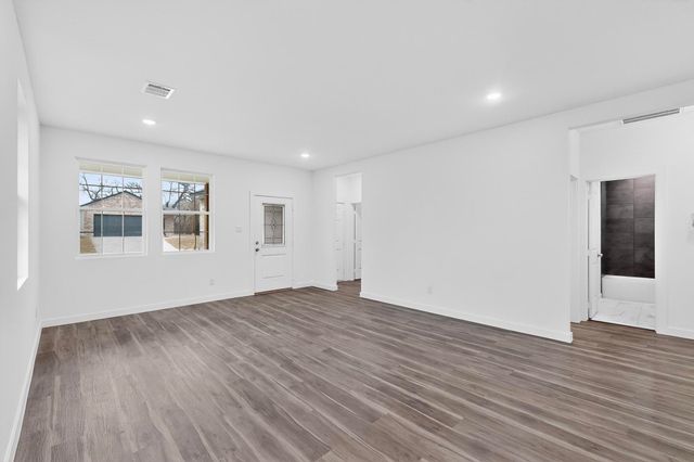 4607 Metropolitan Avenue, Dallas, TX 75210