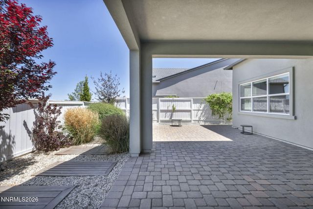 605 Braided Rope Drive, Reno, NV 89511