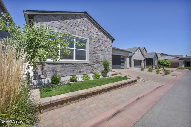 605 Braided Rope Drive, Reno, NV 89511