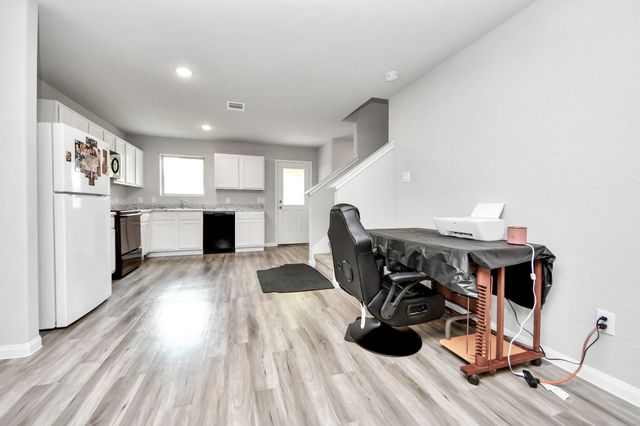 1908 Bellview Street, La Marque, TX 77568