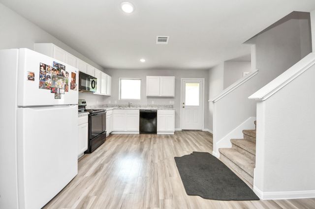 1908 Bellview Street, La Marque, TX 77568