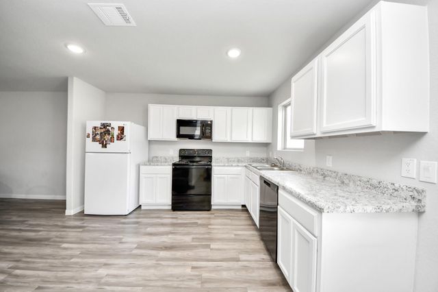 1908 Bellview Street, La Marque, TX 77568