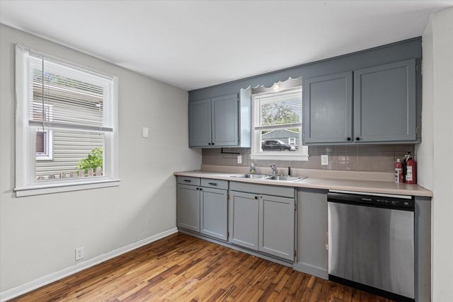 2806 TERRY LN, Columbia, MO 65201
