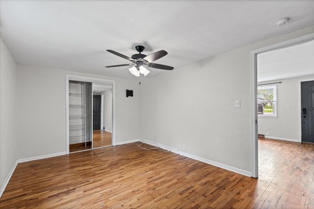 2806 TERRY LN, Columbia, MO 65201