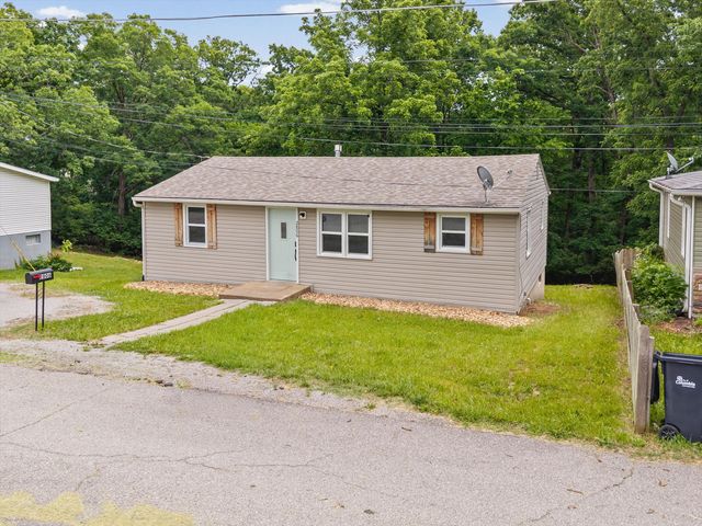 2806 TERRY LN, Columbia, MO 65201