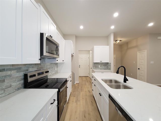 1094 County Road 2235, Cleveland, TX 77327