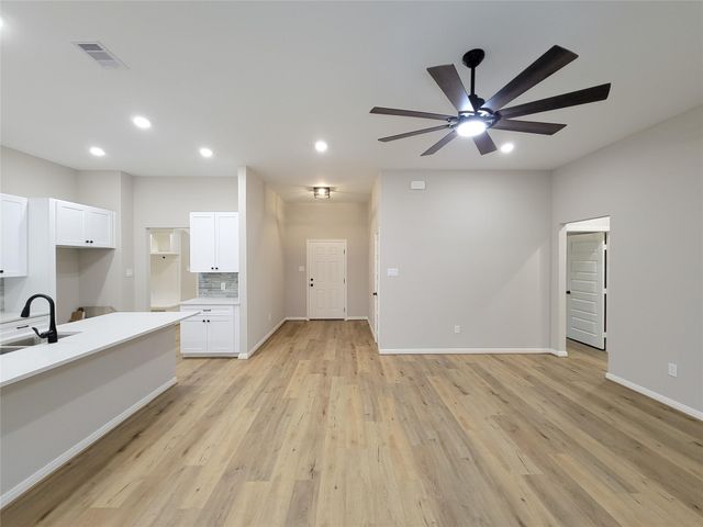 1094 County Road 2235, Cleveland, TX 77327