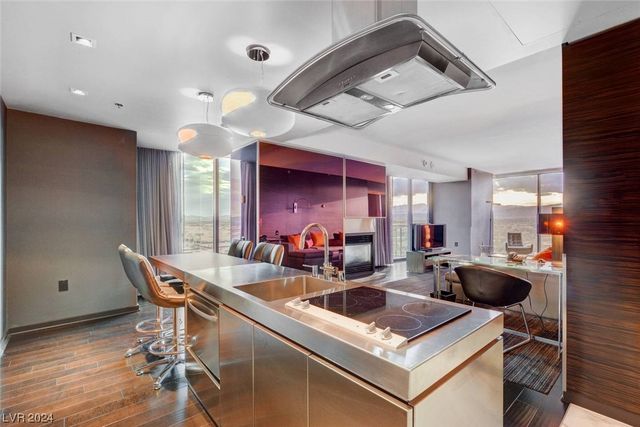 4381 West Flamingo Road 2221, Las Vegas, NV 89103