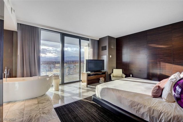 4381 West Flamingo Road 2221, Las Vegas, NV 89103