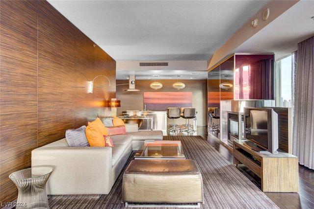 4381 West Flamingo Road 2221, Las Vegas, NV 89103