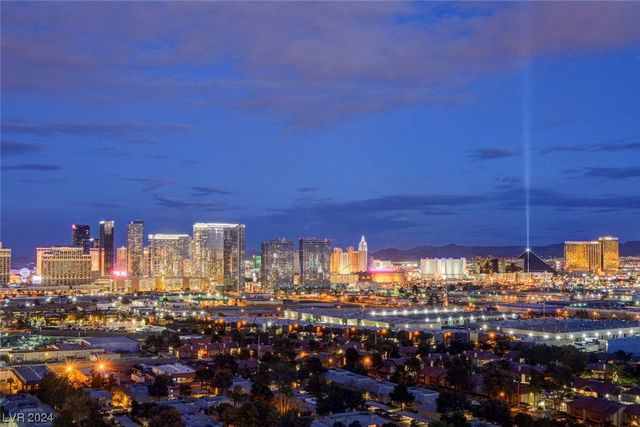 4381 West Flamingo Road 2221, Las Vegas, NV 89103