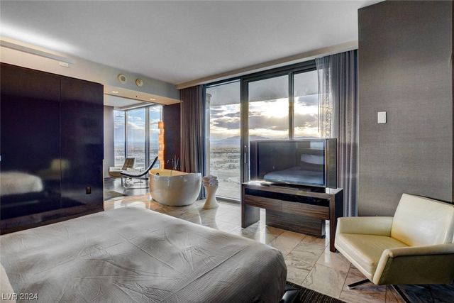 4381 West Flamingo Road 2221, Las Vegas, NV 89103