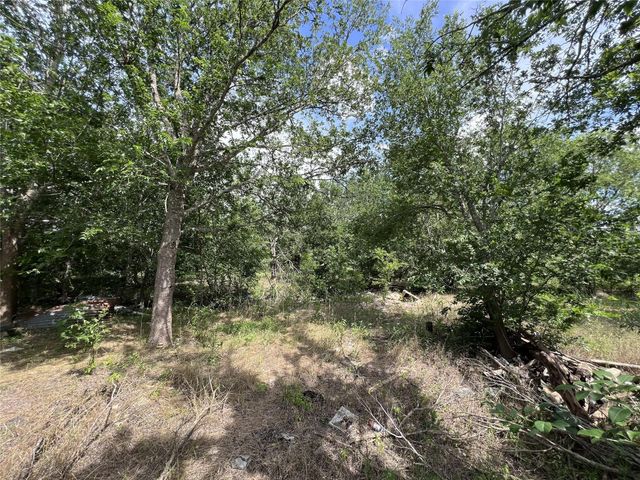 10001 Peterson RD, Del Valle, TX 78617