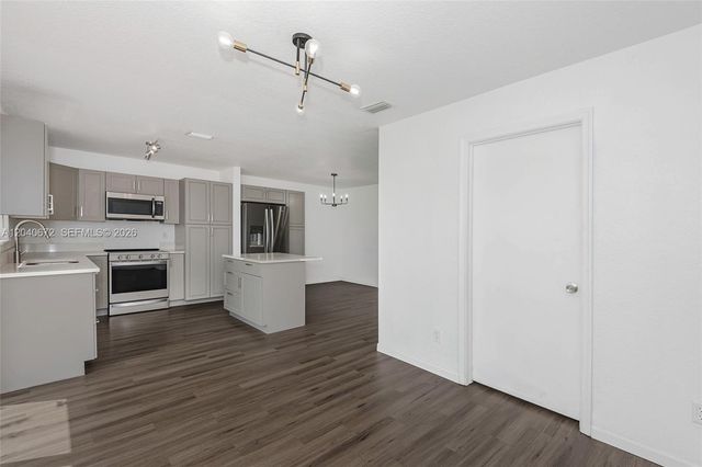 2123 SW 87th Ter, Miramar, FL 33025