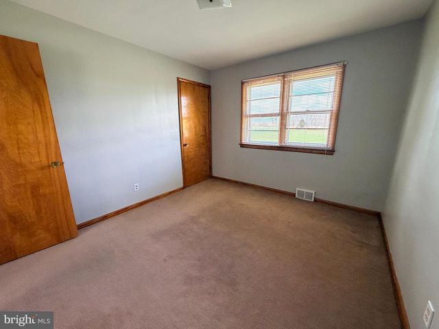 9060 DOWNSVILLE PIKE, Williamsport, MD 21795