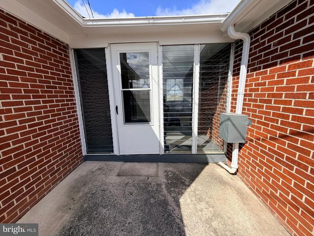 9060 DOWNSVILLE PIKE, Williamsport, MD 21795