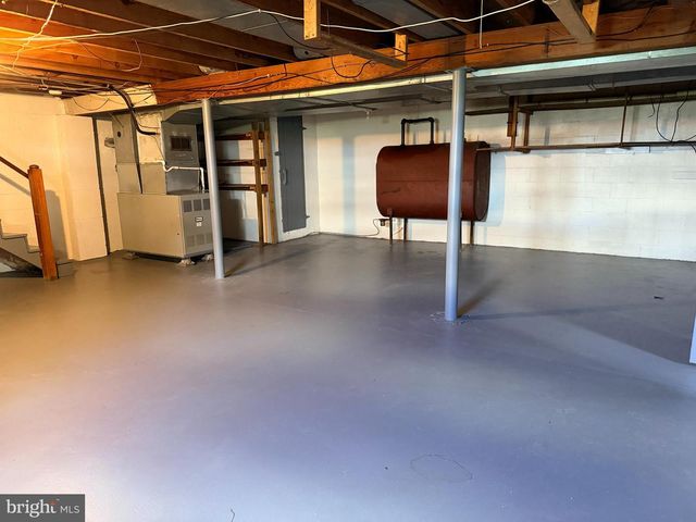 9060 DOWNSVILLE PIKE, Williamsport, MD 21795