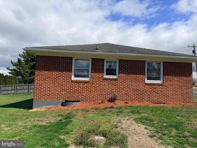 9060 DOWNSVILLE PIKE, Williamsport, MD 21795