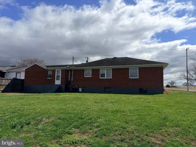 9060 DOWNSVILLE PIKE, Williamsport, MD 21795