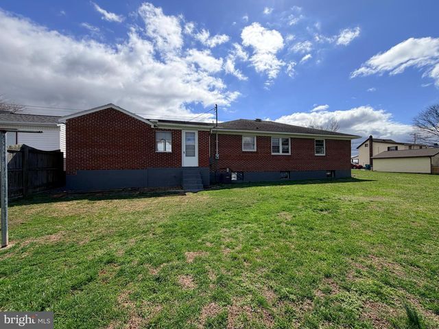 9060 DOWNSVILLE PIKE, Williamsport, MD 21795